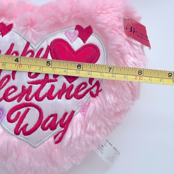 8” Valentine’s Heart Pillow - Picture 4 of 5
